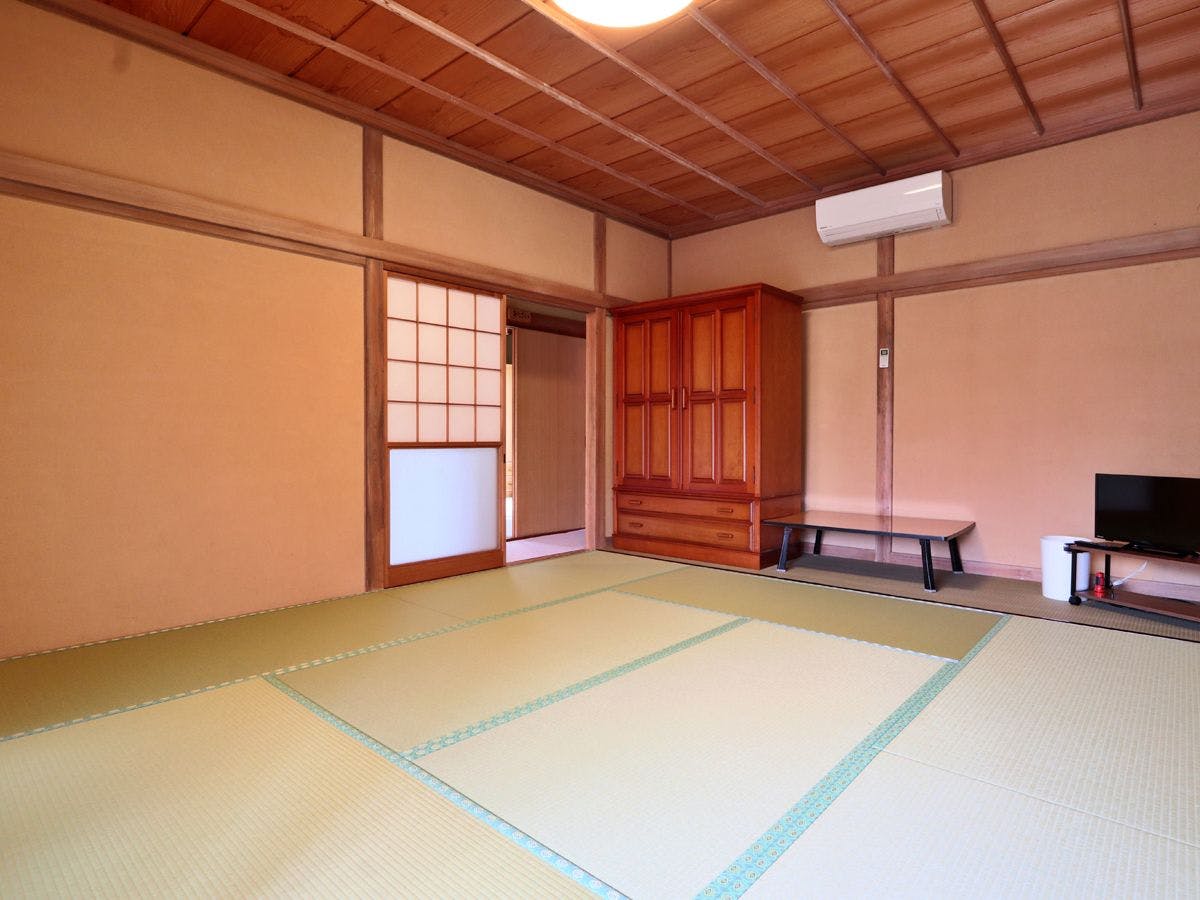 Yuraku Accommodation
