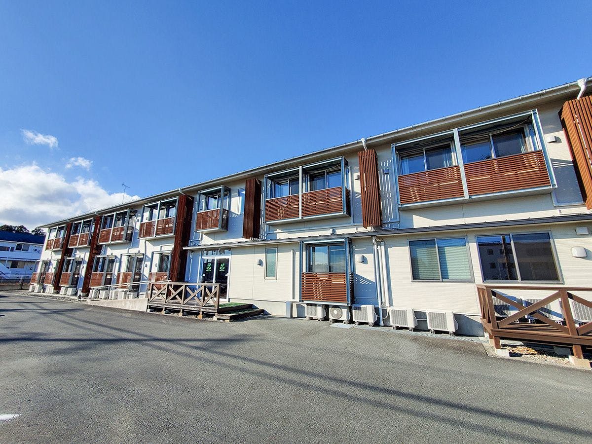 #Exterior  The entrance is in the center.