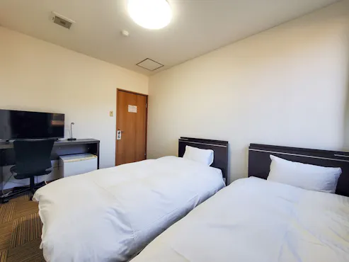 Twin Room (No Bath/Toilet)