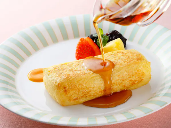 【ルームサービスで優雅な朝を】オークラ伝統の味・フレンチトースト朝食付~幸せな1日のはじまり~