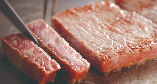 【平日・日曜日泊限定】最上階で黒毛和牛をたのしめる・鉄板焼ディナーコース付(夕朝食付)