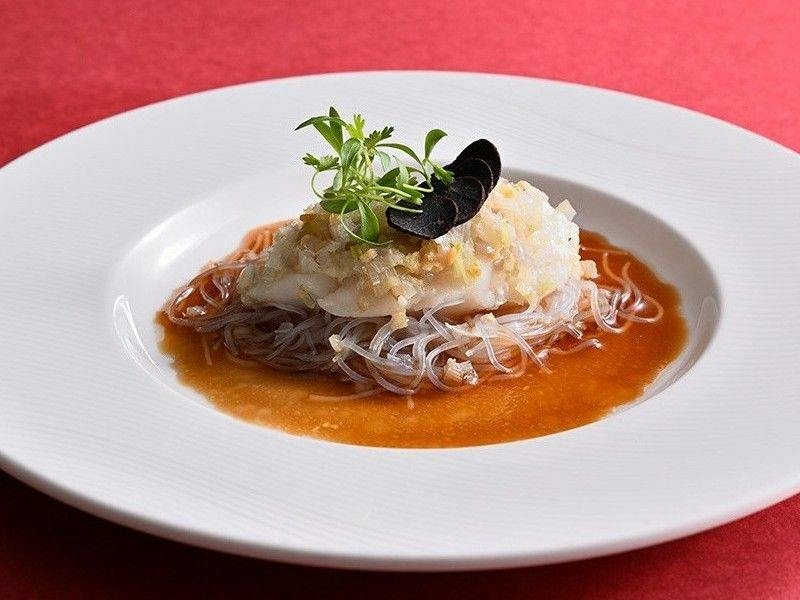 【ระยะเวลาจำกัด】อาหารจีน หงหลู～แผนที่พักพร้อมอาหาร 2 มื้อ～พร้อมบัตรใช้บริการเวลเนสคลับ