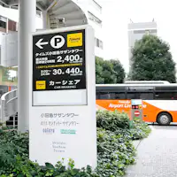 駐車場は1階エントランス