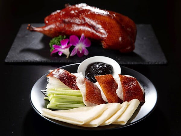 【ドリンクフリーフロー】手巻きで楽しむ”北京ダック”食べ放題ディナー付き