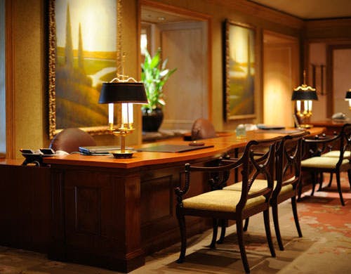 席にゆったり腰をかけて着座式のC/In