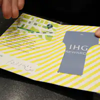 Check-in dimulai pukul 14:00.