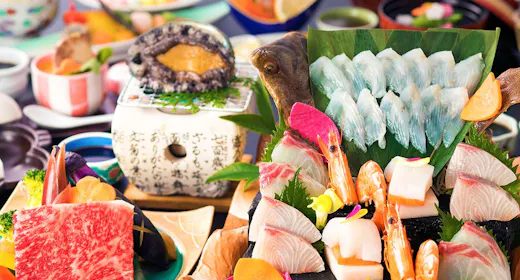 【個室食‐<旬宴>グレードUP会席】山海の幸を堪能!<季節の魚介造り&アワビ&讃岐オリーブ牛>