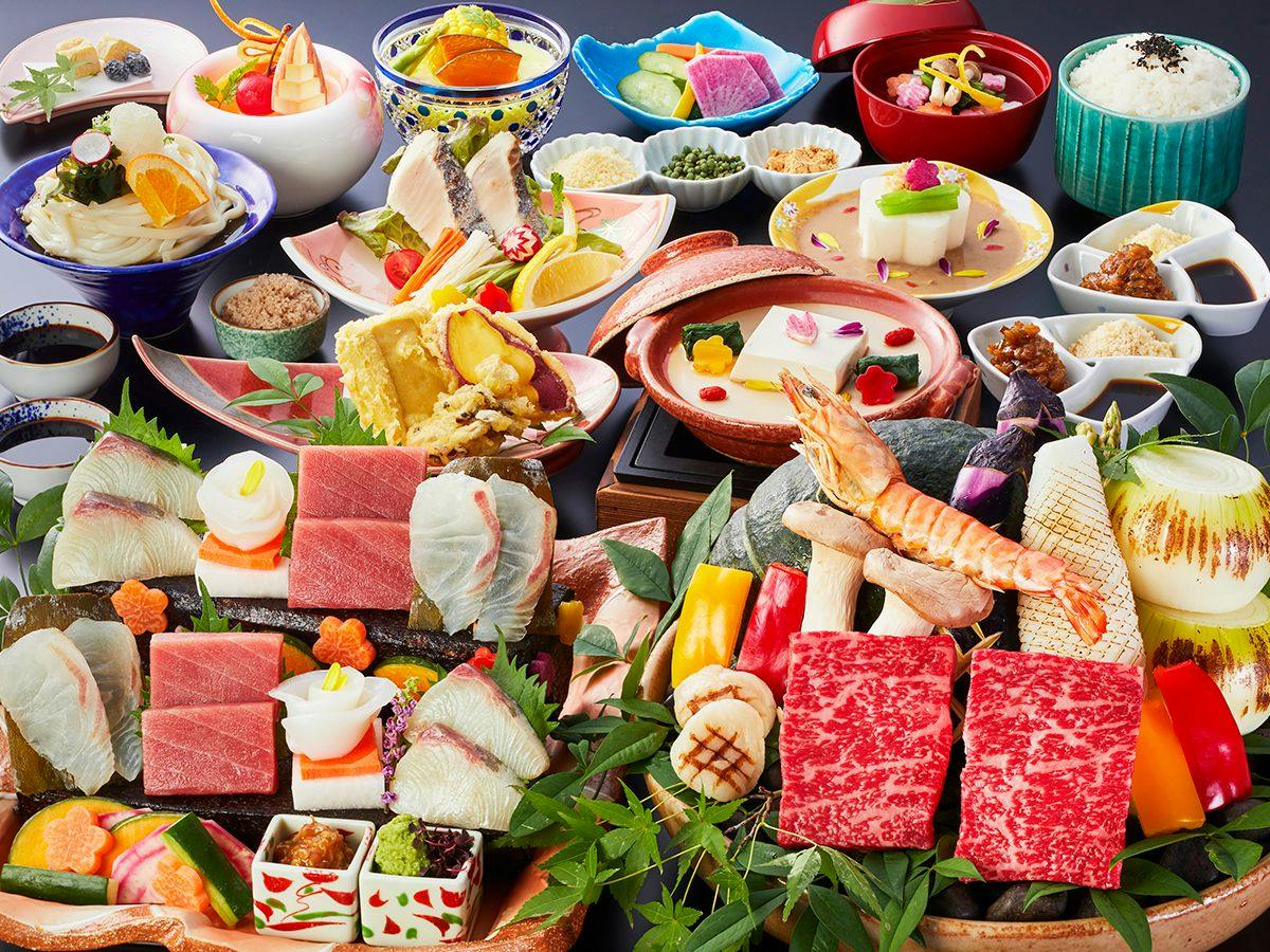 【19：10開始／レストラン食‐基本会席】香川郷土料理に名物＜宝楽焼き＞など、五感で味わう讃岐の味