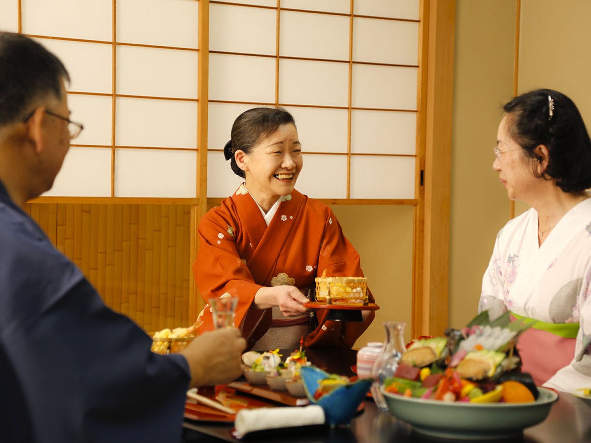 湯元こんぴら温泉華の湯　紅梅亭