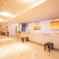 我们将为您介绍馆内设施及周边景点。