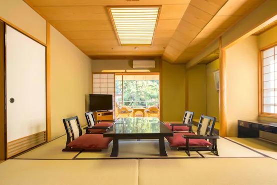 ห้องพักสไตล์ญี่ปุ่นในอาคารหลัก