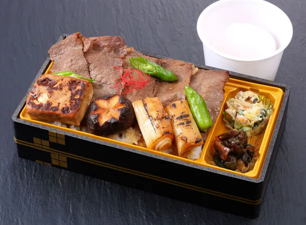 【常陸牛すき焼き弁当】