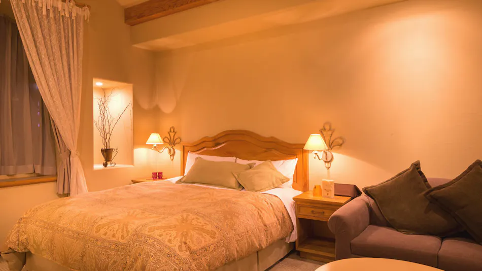 Poppy Springs Resort & Spa