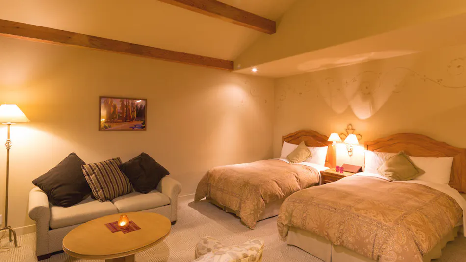 Poppy Springs Resort & Spa
