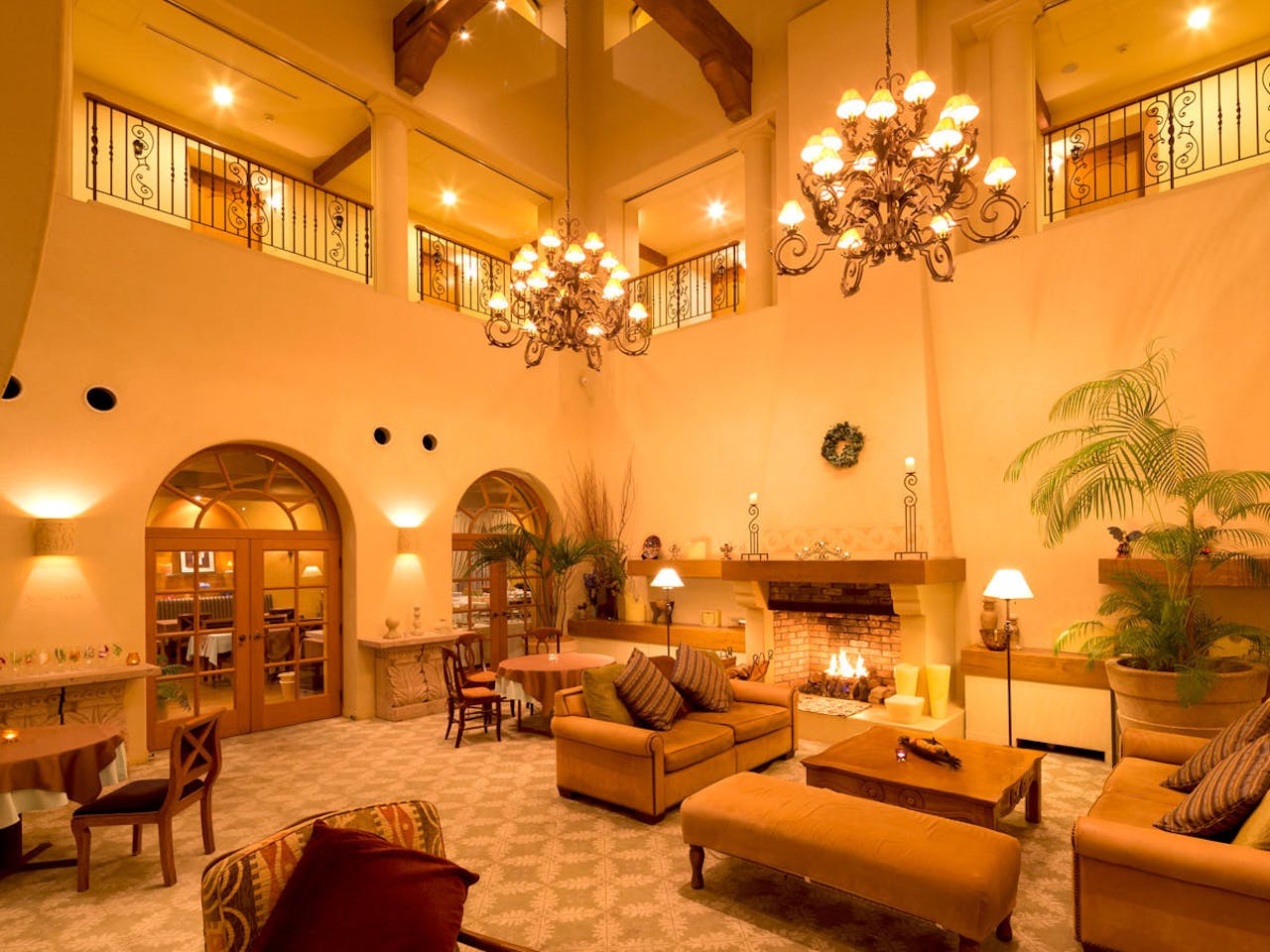 【アトリウム】