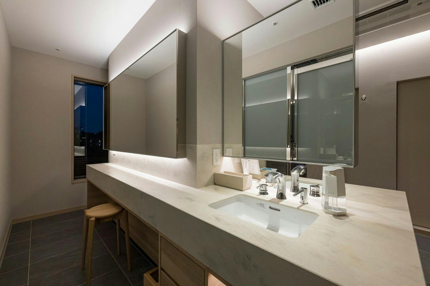 Bilik standard baharu: Kawasan persalinan