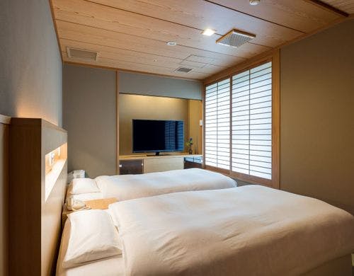 西館６階角部屋（副室一例）