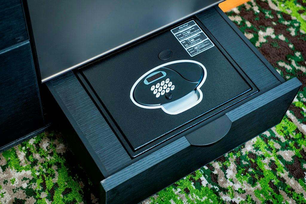SAFETY BOX