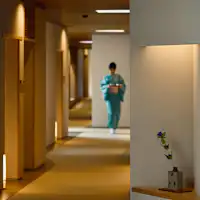 ฉากหนึ่งภายในอาคาร