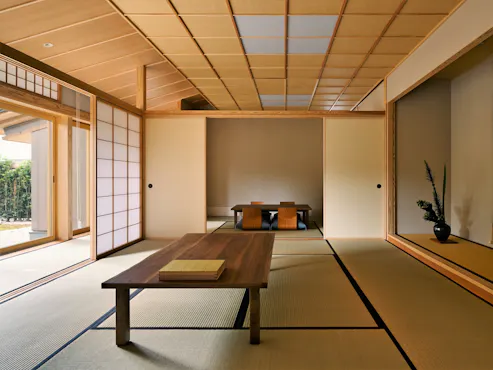 【ห้องพักถัดไป】