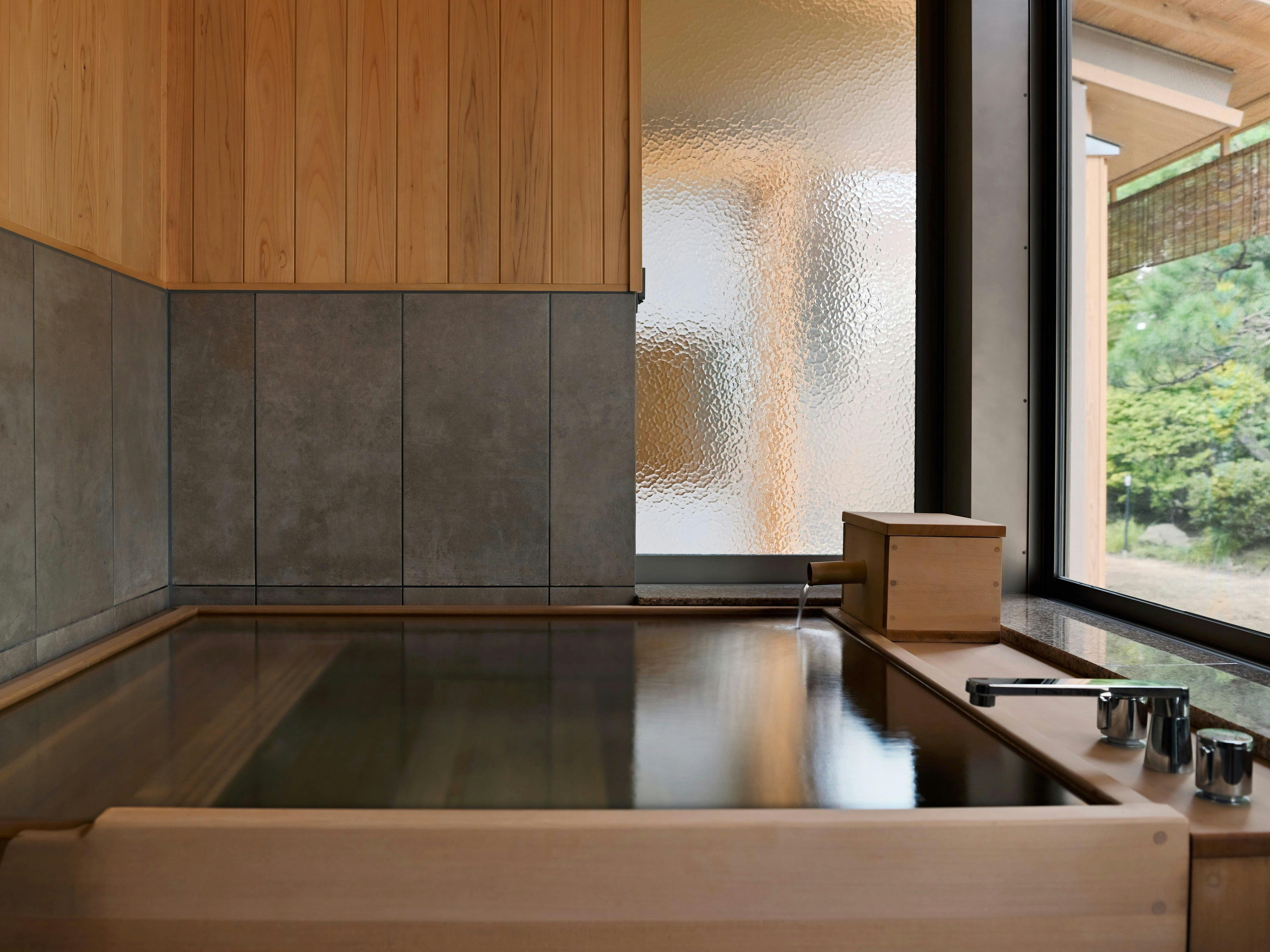 あわら温泉　光風湯圃　べにや