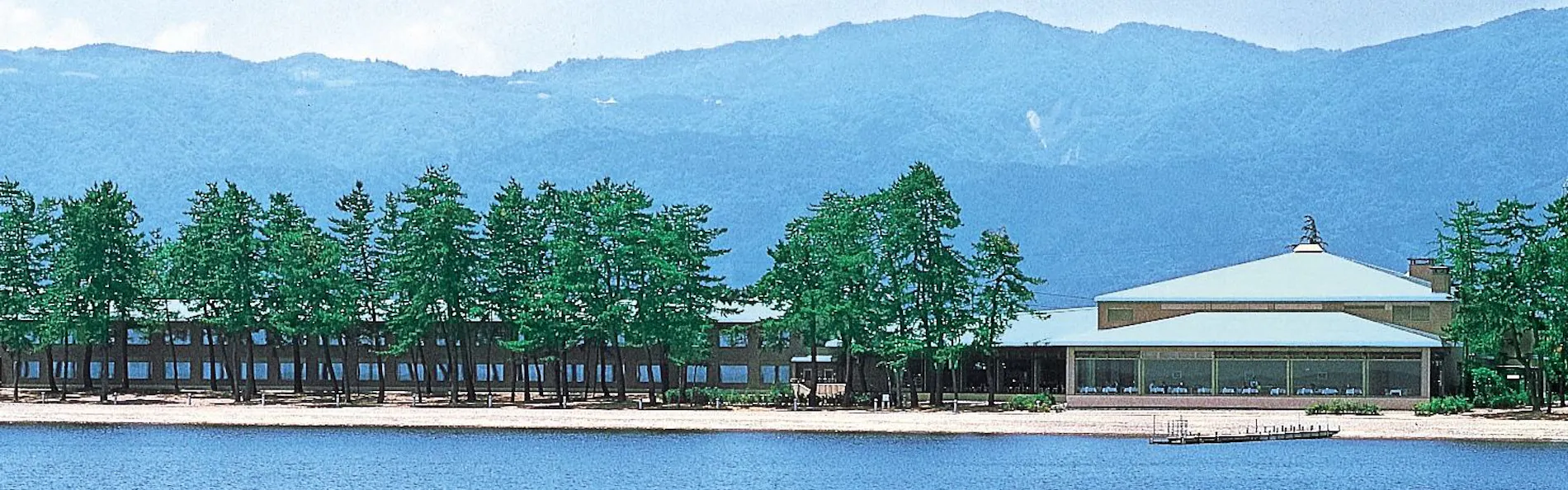奥琵琶湖マキノグランドパークホテル