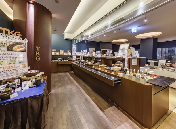 レストラン「ルミエール テラス」店内一例