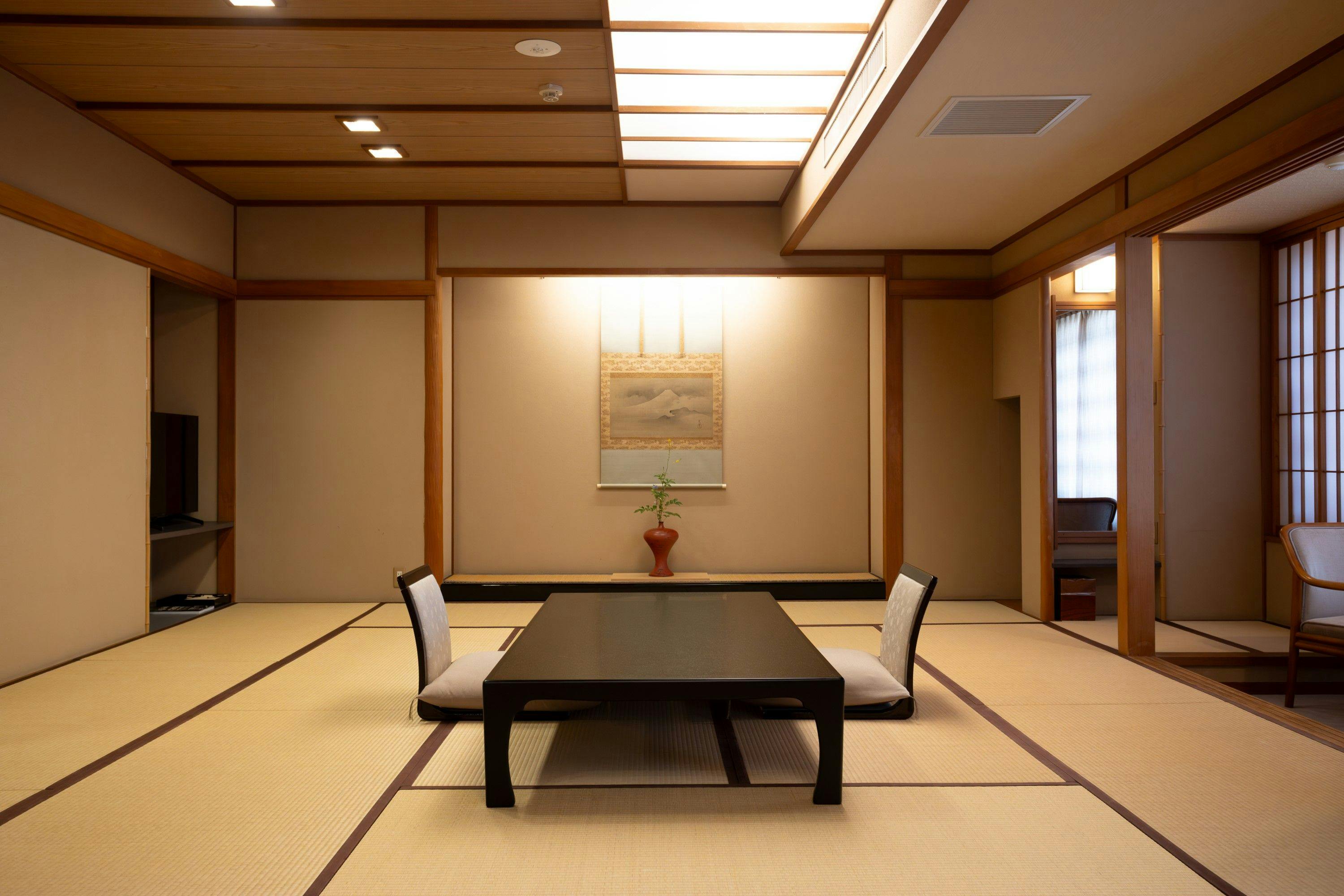 高山荘華野