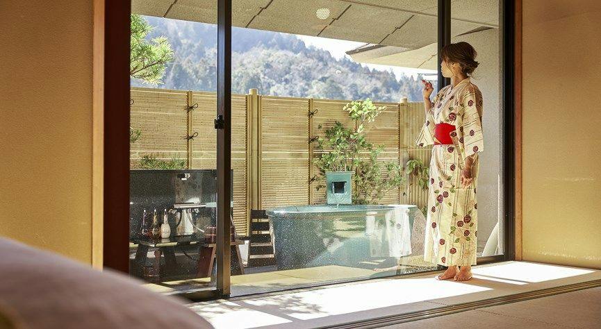 三朝薬師の湯　万翆楼