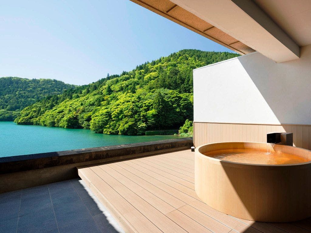 雲仙温泉 源泉かけ流し＆おしどりの池を望む美食の宿 東園