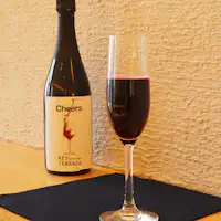 Perkhidmatan: Wain Berkilau