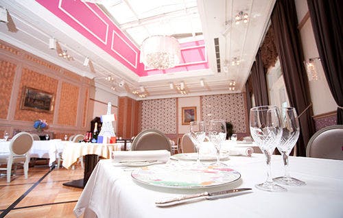 2F ร้านอาหาร 'Escale'