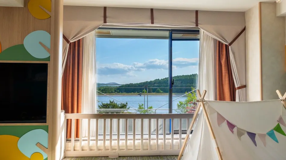 Izumigo, Ambient Tateshina Hotel