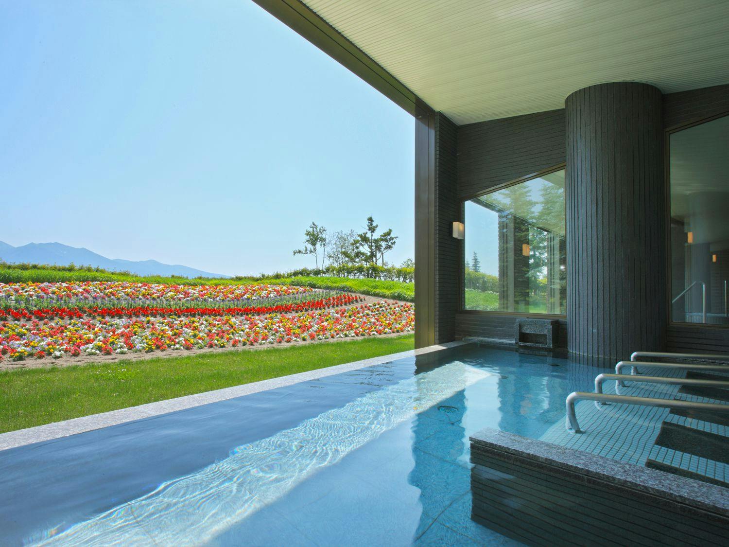 ■บ่อน้ำพุร้อนกลางแจ้ง (ชาย)