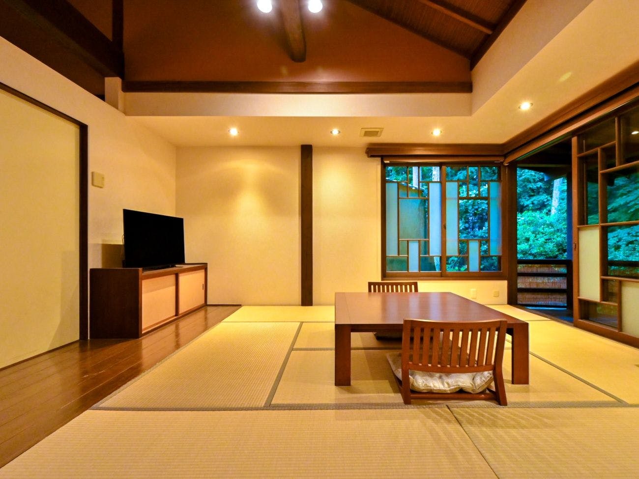 ■Shin Shu■Ruang Tamu