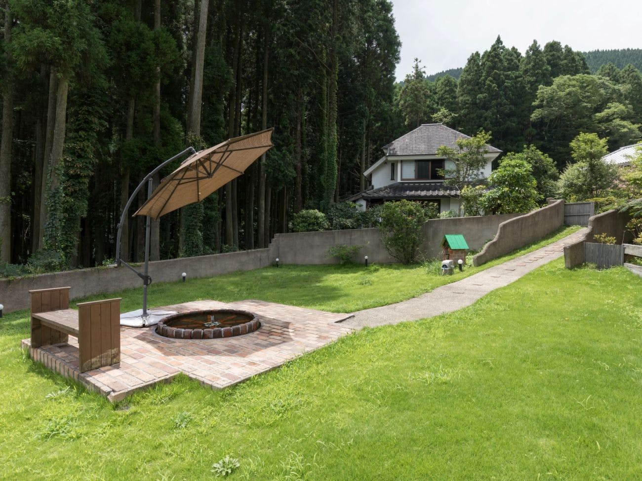 由布院温泉　湯富里の宿　一壷天