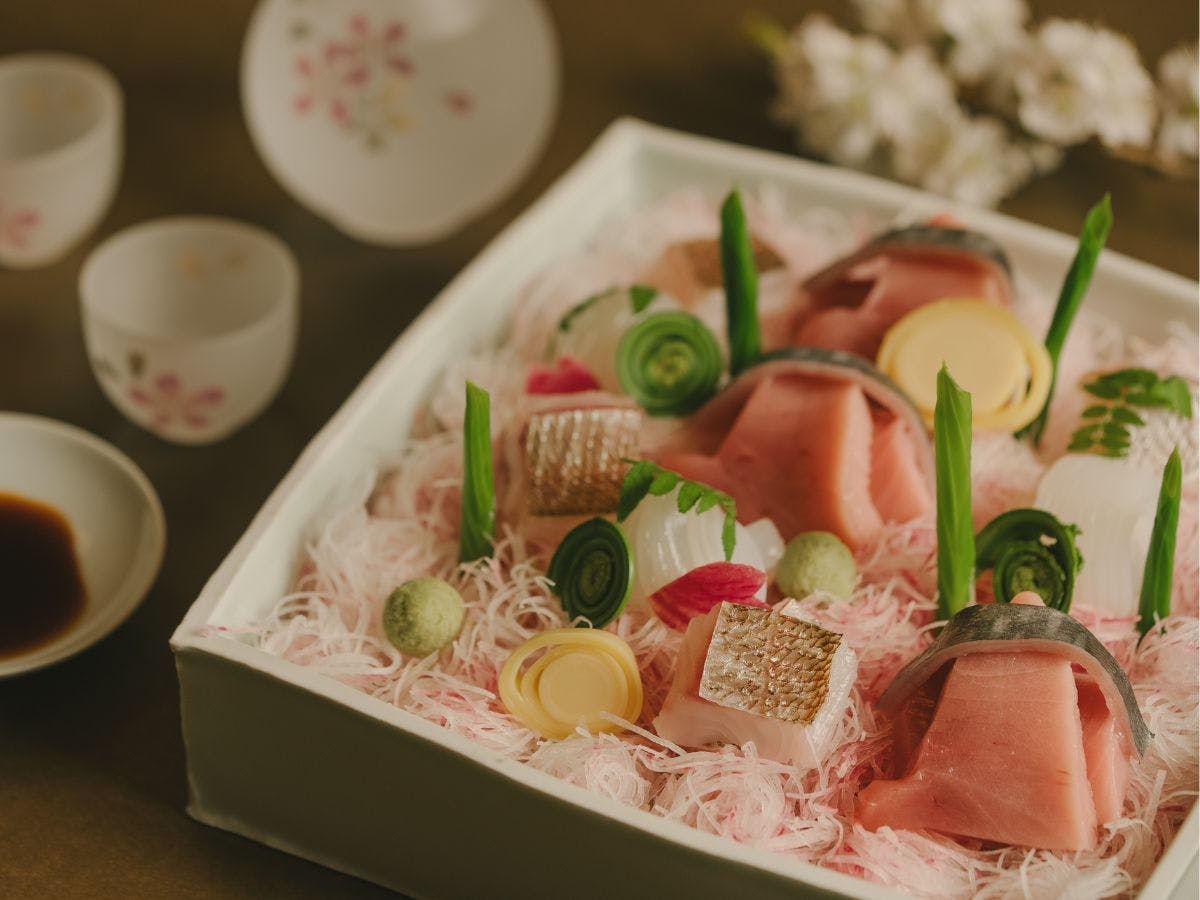 【Makan Malam Musim Semi】Sashimi pilihan seperti ikan tachiuo dan yokowa, dll.