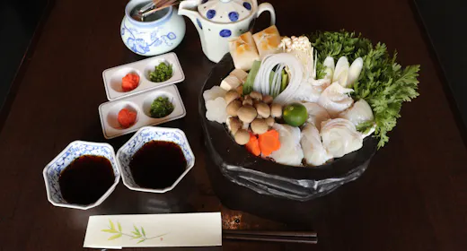 新鮮な切り身と野菜の鍋を食す/一心特製【ちり鍋】堪能プランお部屋は「のかいどう」となります