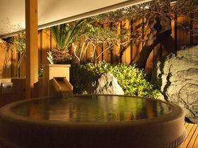 大地の彩 花月亭