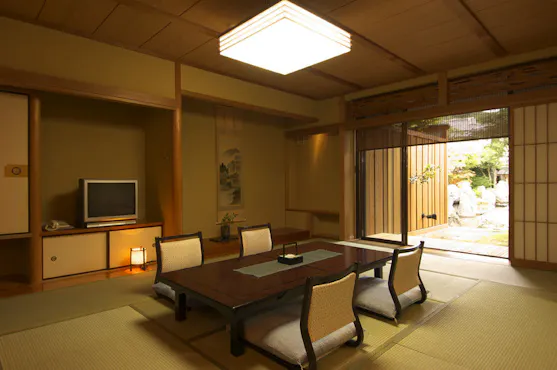 ห้องสไตล์ญี่ปุ่นแบบ C พร้อมห้องนอนเพิ่มเติม