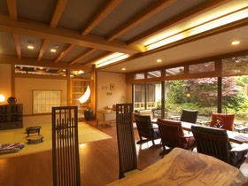 大地の彩 花月亭