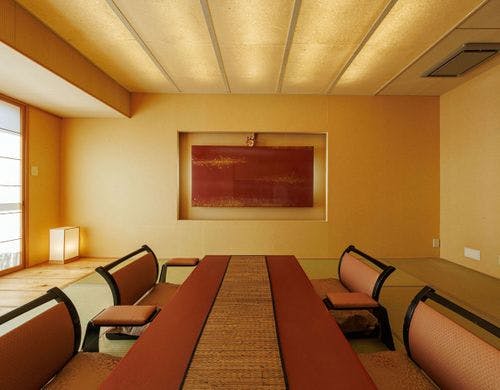 【特別室・梧桐】光の溢れる和モダン空間