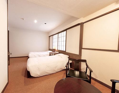 1Fスタンダード六百山側