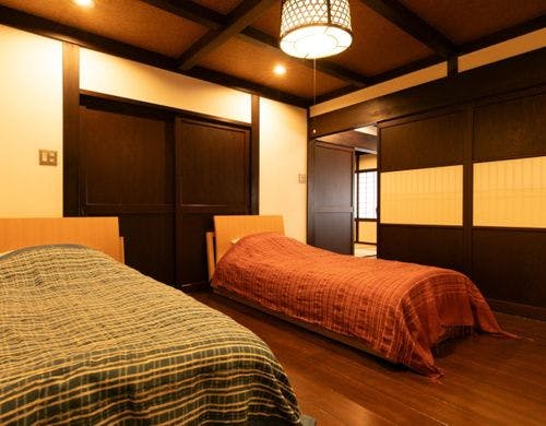 【欅】26畳 民芸調の当館で最も広いお部屋