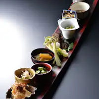 ตัวอย่างอาหารเย็น ~ อาหารเรียกน้ำย่อยและอาหารตามฤดูกาล