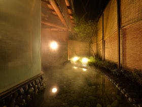 手打ち蕎麦と美味い酒　ジャズの流れる民芸の宿　旅館すぎもと