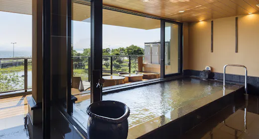 【室数限定】天然温泉で旅の疲れをリフレッシュ~観光の拠点におすすめ~(朝食付きプラン)