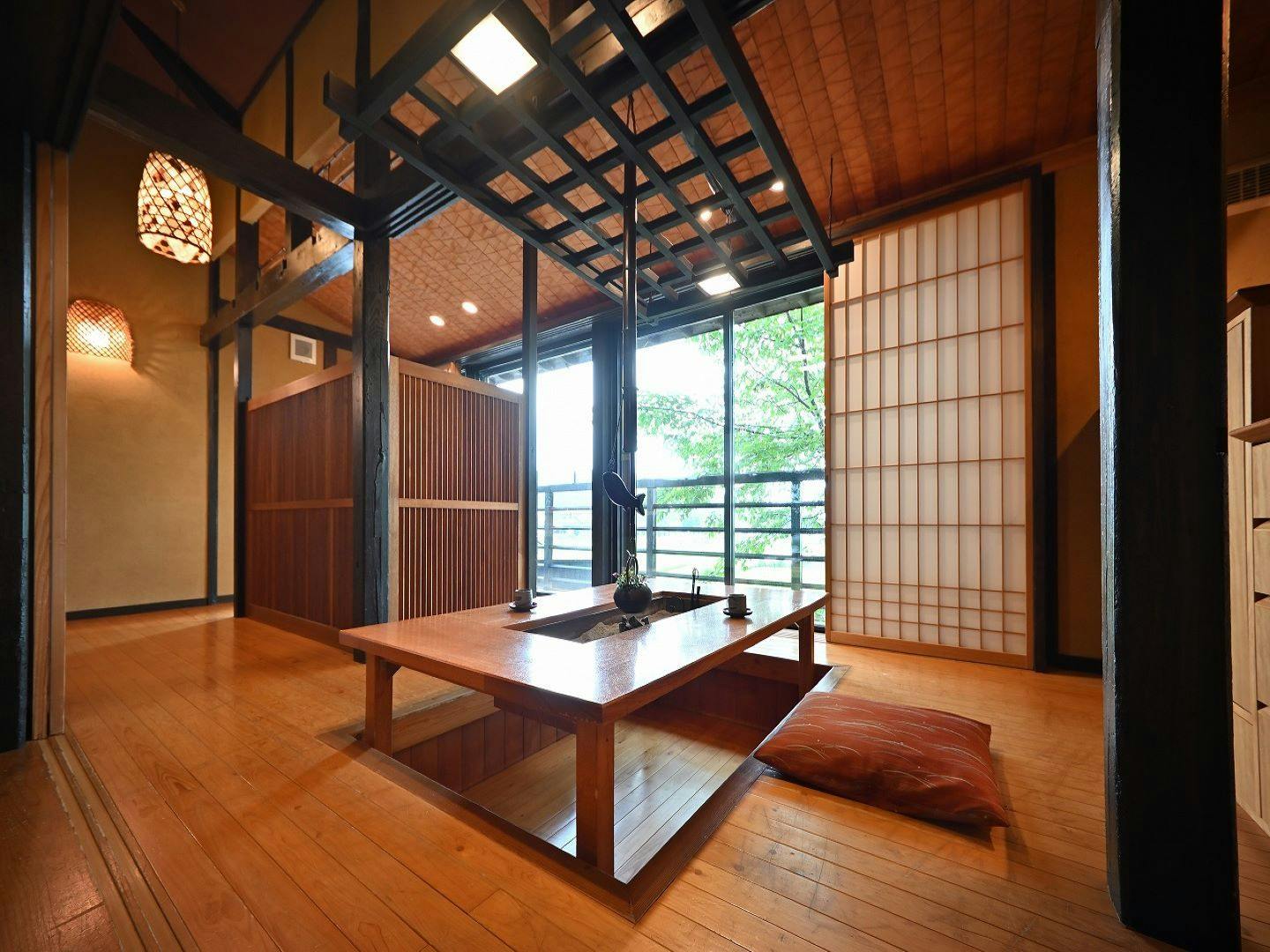 【本館】囲炉里の間