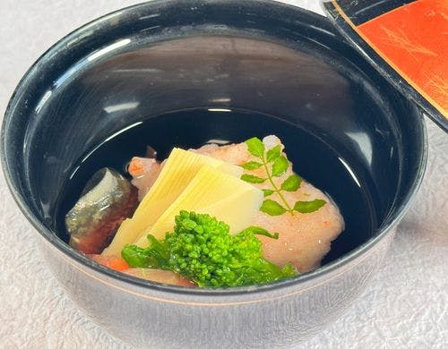 【贅沢会席】「お椀」