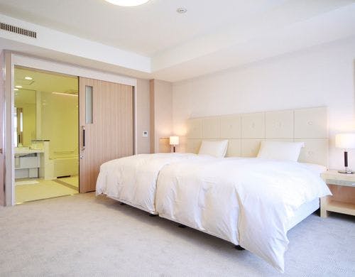 【ユニバーサルツイン】